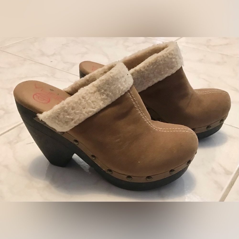 Ladies Clogs